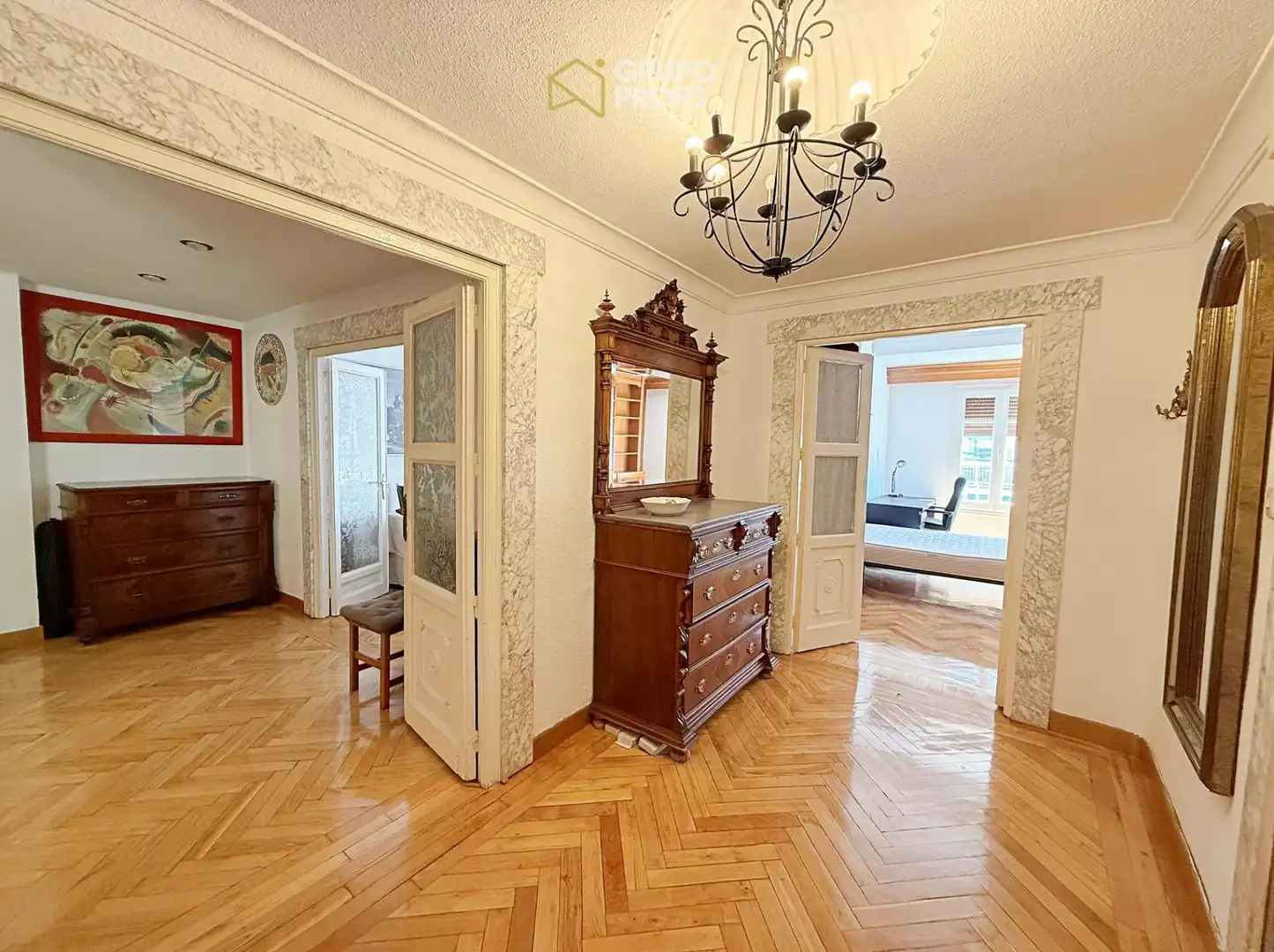 Flat for rent in Madrid  with Heating, Parquet flooring and Furnished