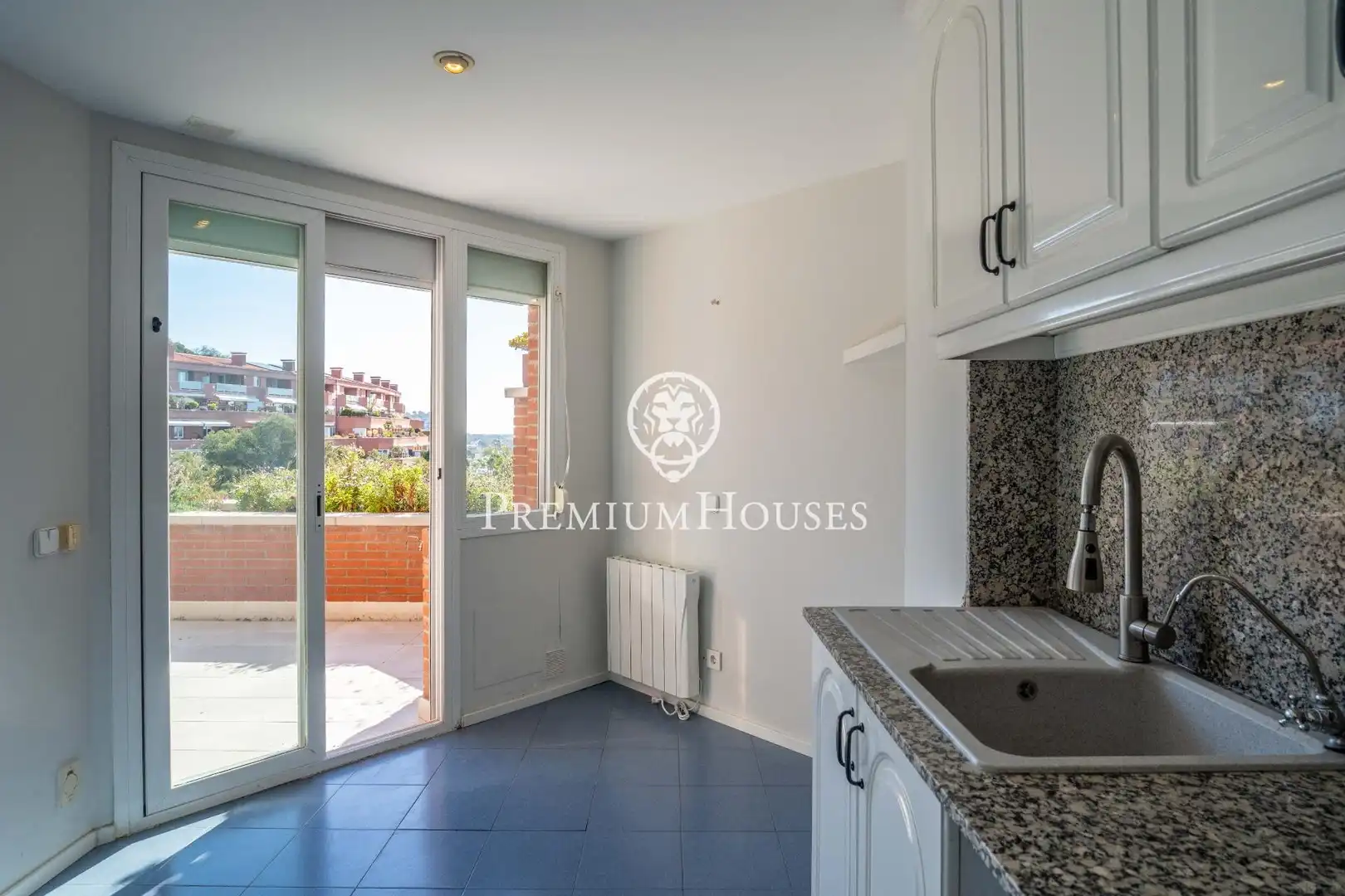 Balcony of Attic for sale in Sitges  with Heating, Private garden and Terrace