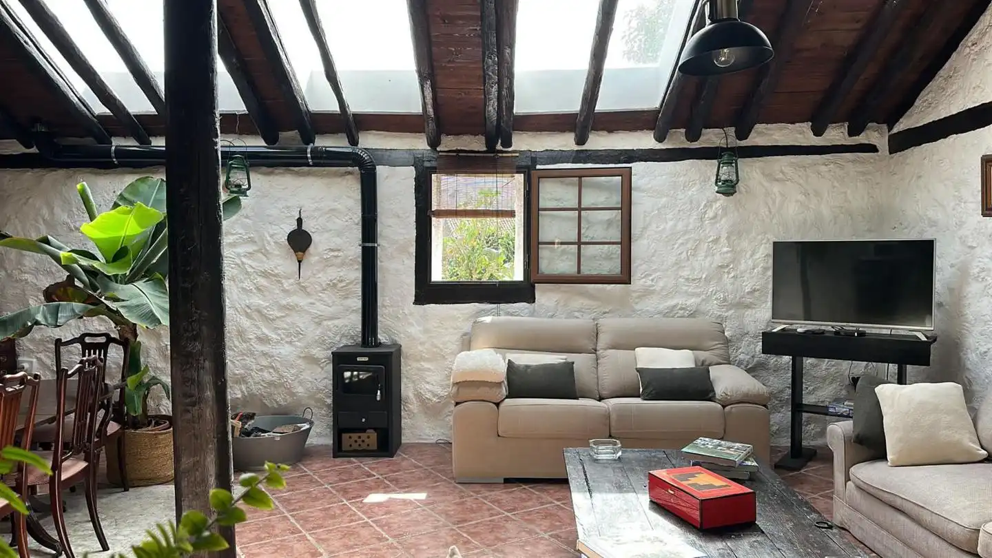 Sala d'estar de Finca rústica en venda en El Tanque amb Terrassa