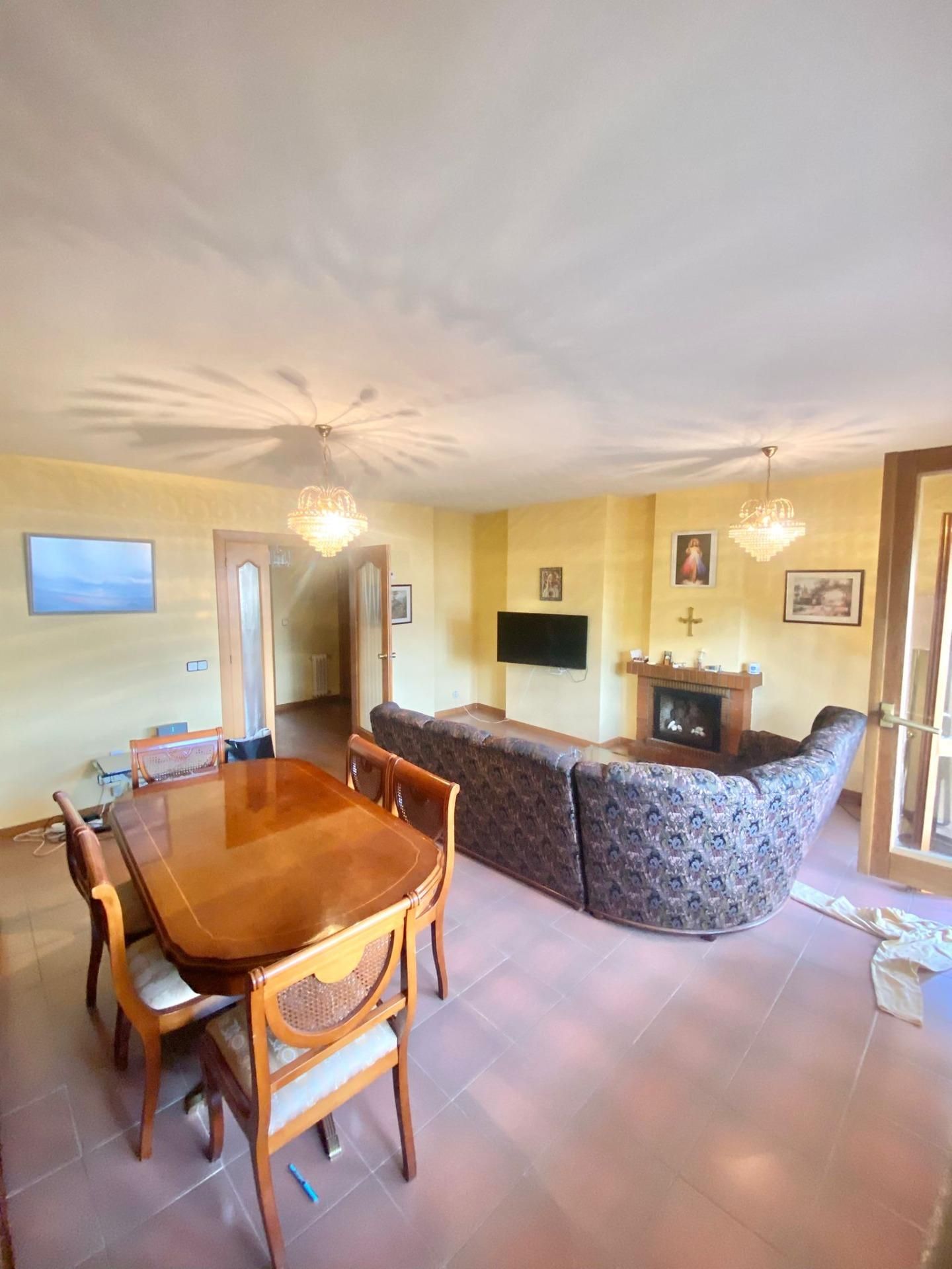 Living room of Flat for sale in Navacerrada  with Heating, Private garden and Terrace