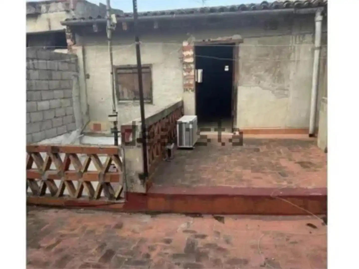Casa adosada en venda en Guadassuar amb Balcó
