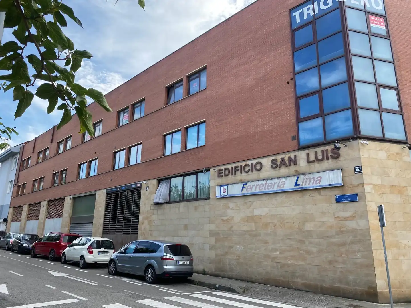 Vista exterior de Oficina en venda en Santander