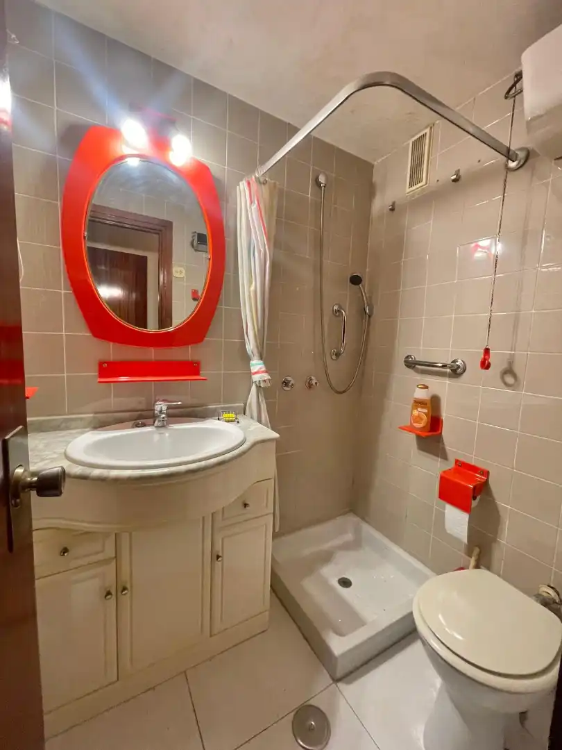 Baño de Piso en venta en Bilbao  con Calefacción y Amueblado