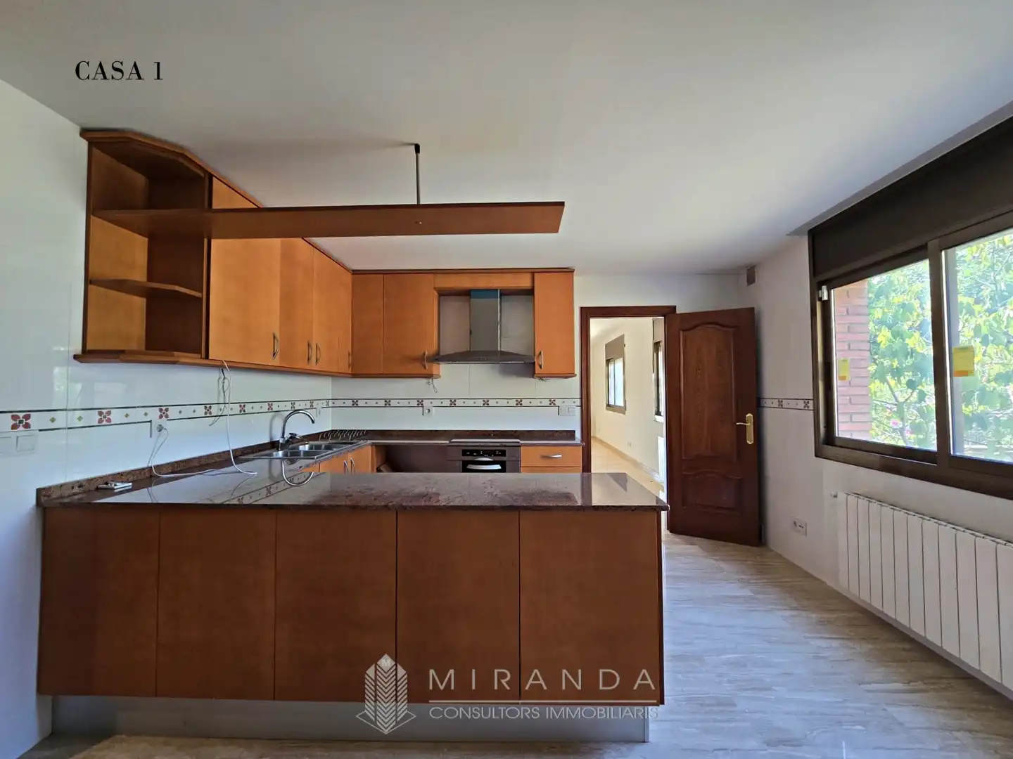 Cocina de Casa o chalet en venta en Mataró con Aire acondicionado, Calefacción y Jardín privado