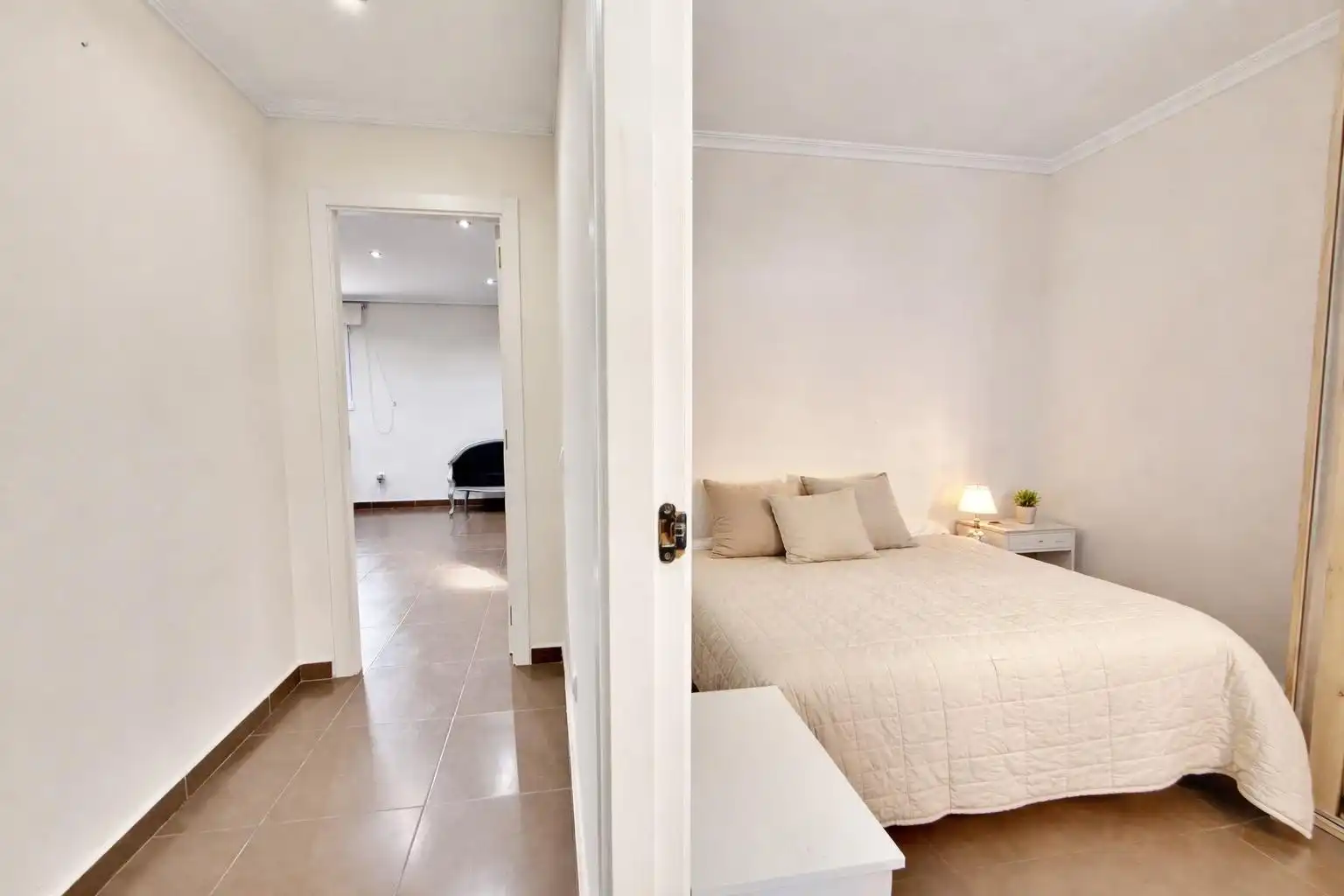 Dormitori de Casa adosada en venda en Torrent amb Aire condicionat, Calefacció i Jardí privat