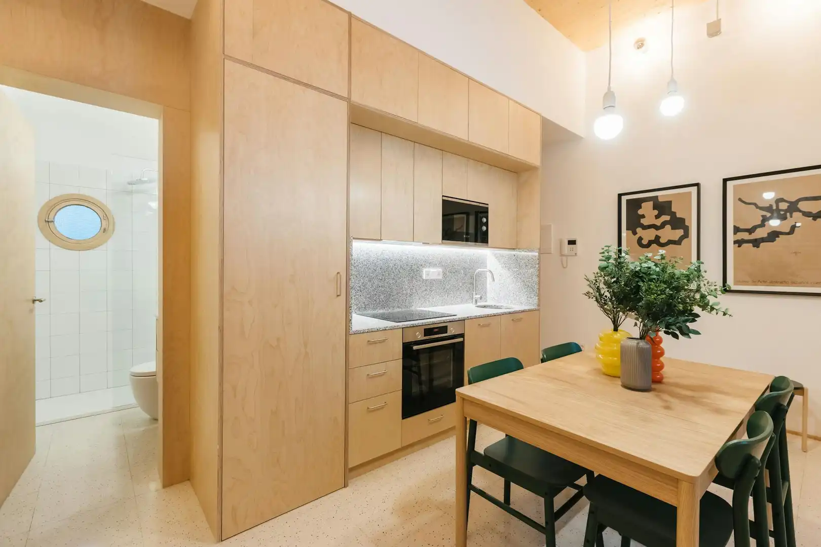 Kitchen of Flat for rent in Madrid  with Air Conditioner, Furnished and Washing machine