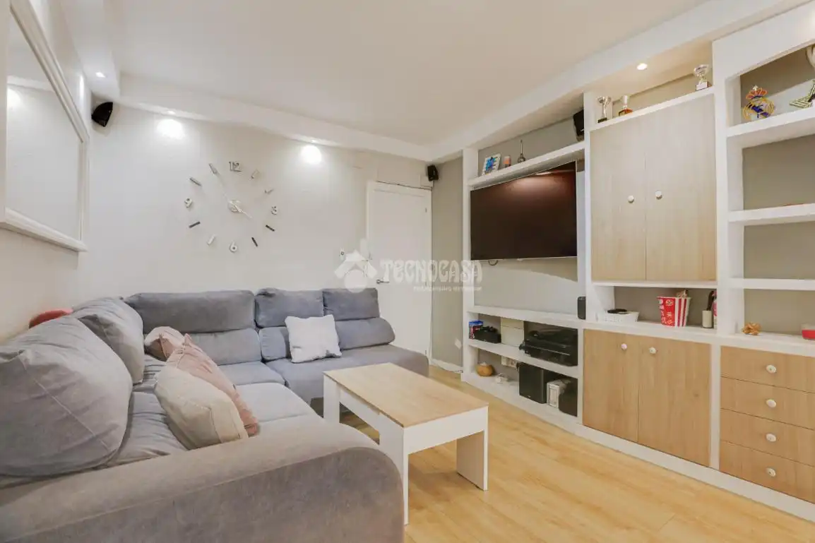 Sala de estar de Piso en venta en Ripollet con Aire acondicionado, Calefacción y Balcón