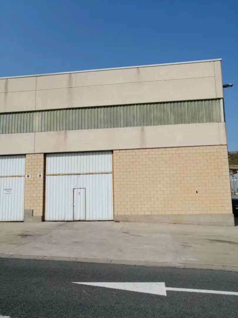 Fabrikhallen zum Verkauf in Laguardia - palomares, Samaniego