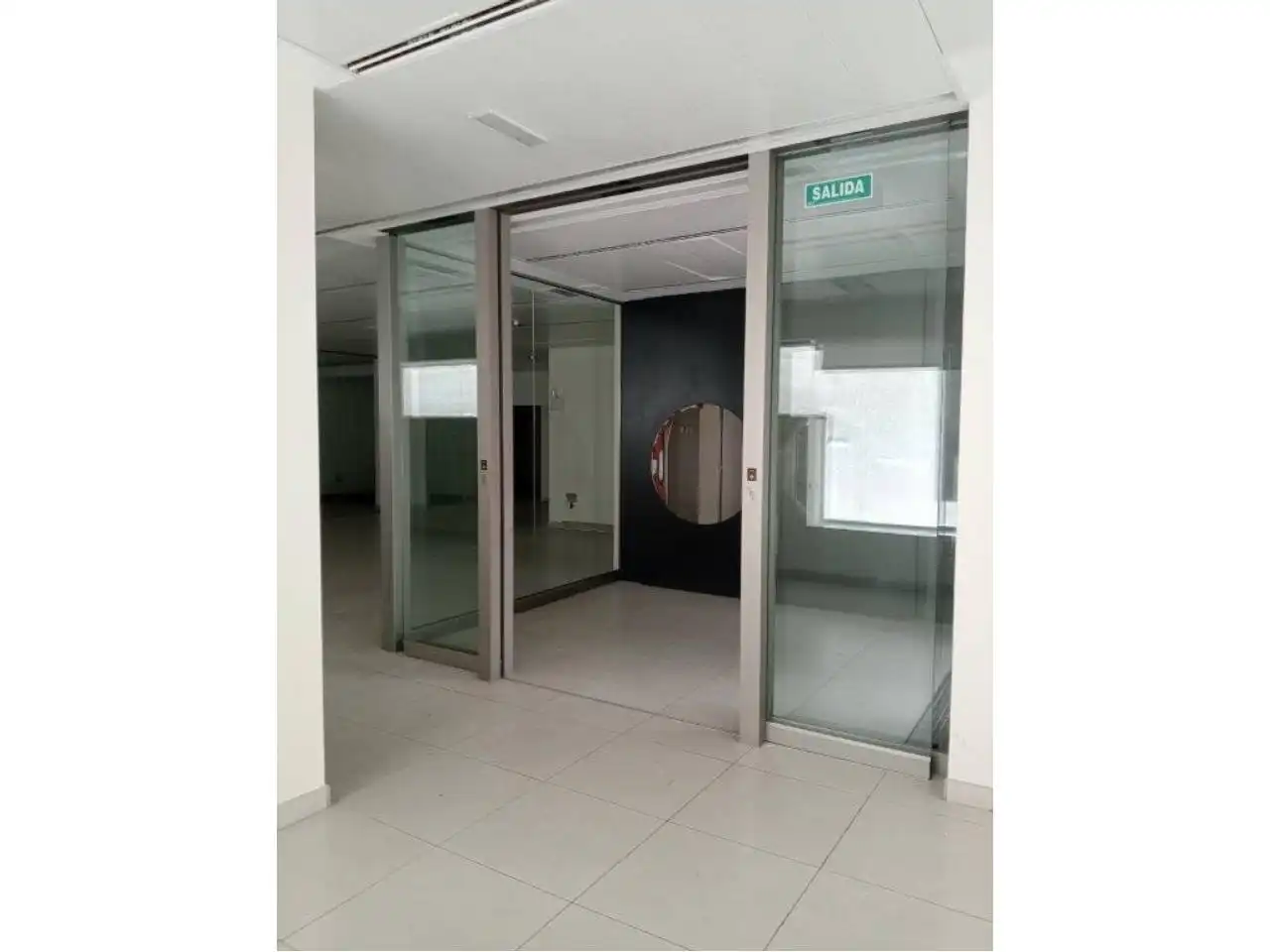 Business premises for sale in Plaza Mayor, imagen 14
