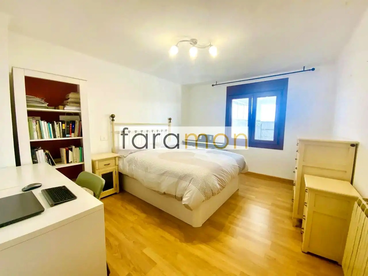 Dormitori de Casa o xalet en venda en Nigrán amb Calefacció, Jardí privat i Terrassa