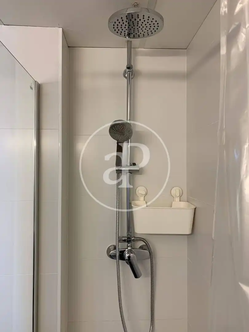 Bathroom of Lofts for sale in Valencia  with Air Conditioner, Heating and Furnished