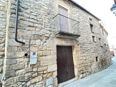 Landhaus zum Verkauf in Major 3