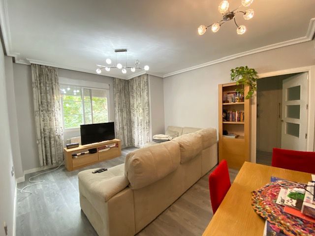 Sala d'estar de Pis en venda en Badajoz Capital amb Aire condicionat i Calefacció