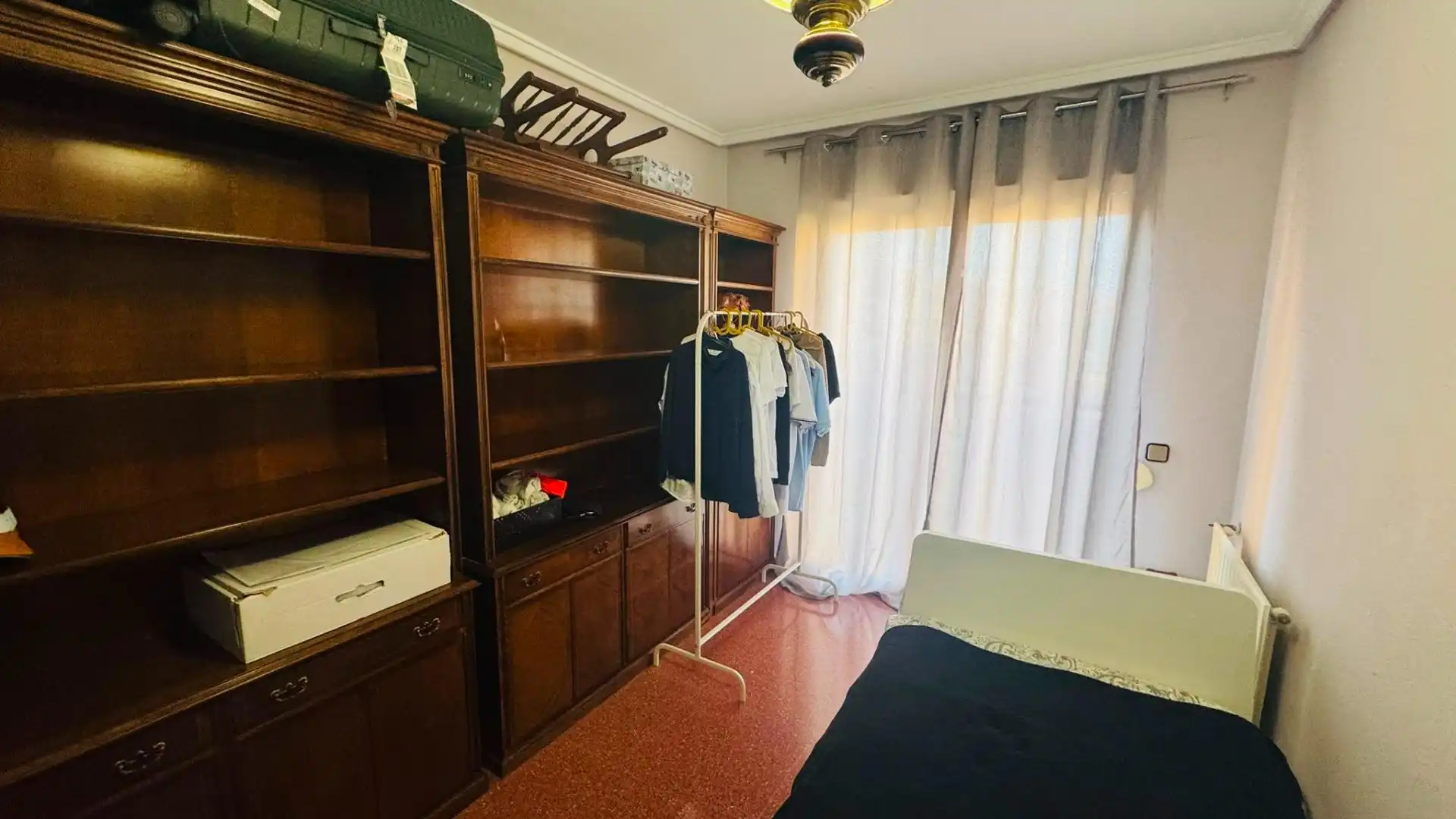 Habitación de Piso de alquiler en Valencia con Aire acondicionado, Calefacción y Jardín privado