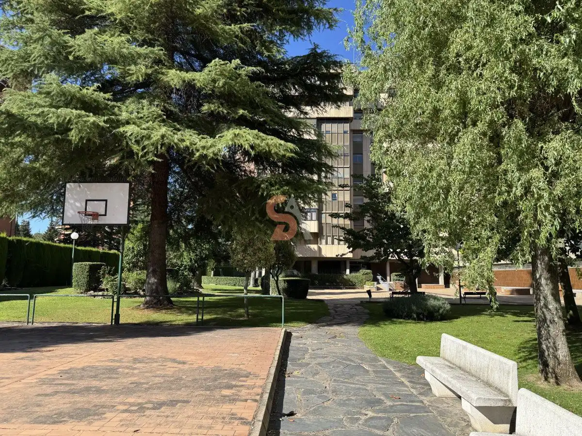Vista exterior de Pis en venda en Valladolid amb Aire condicionat, Calefacció i Terrassa