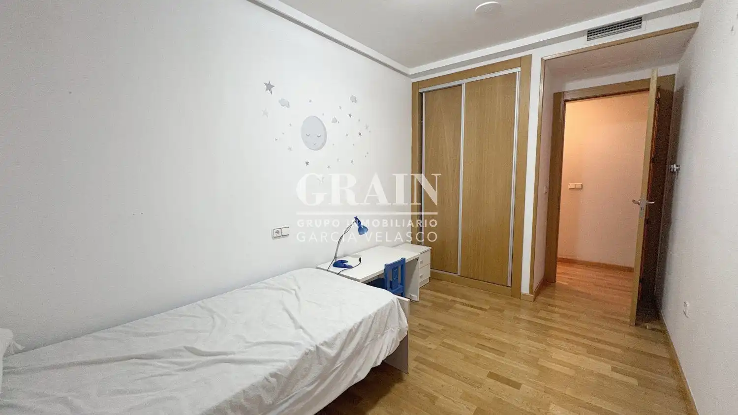 Habitación de Piso en venta en Albacete con Calefacción, Trastero y Piscina