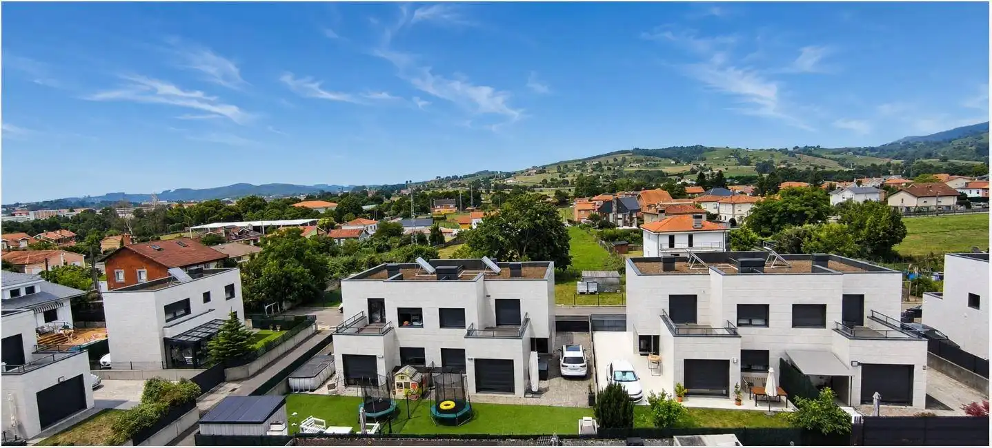 Außenansicht von Wohnung zum Verkauf in Torrelavega 