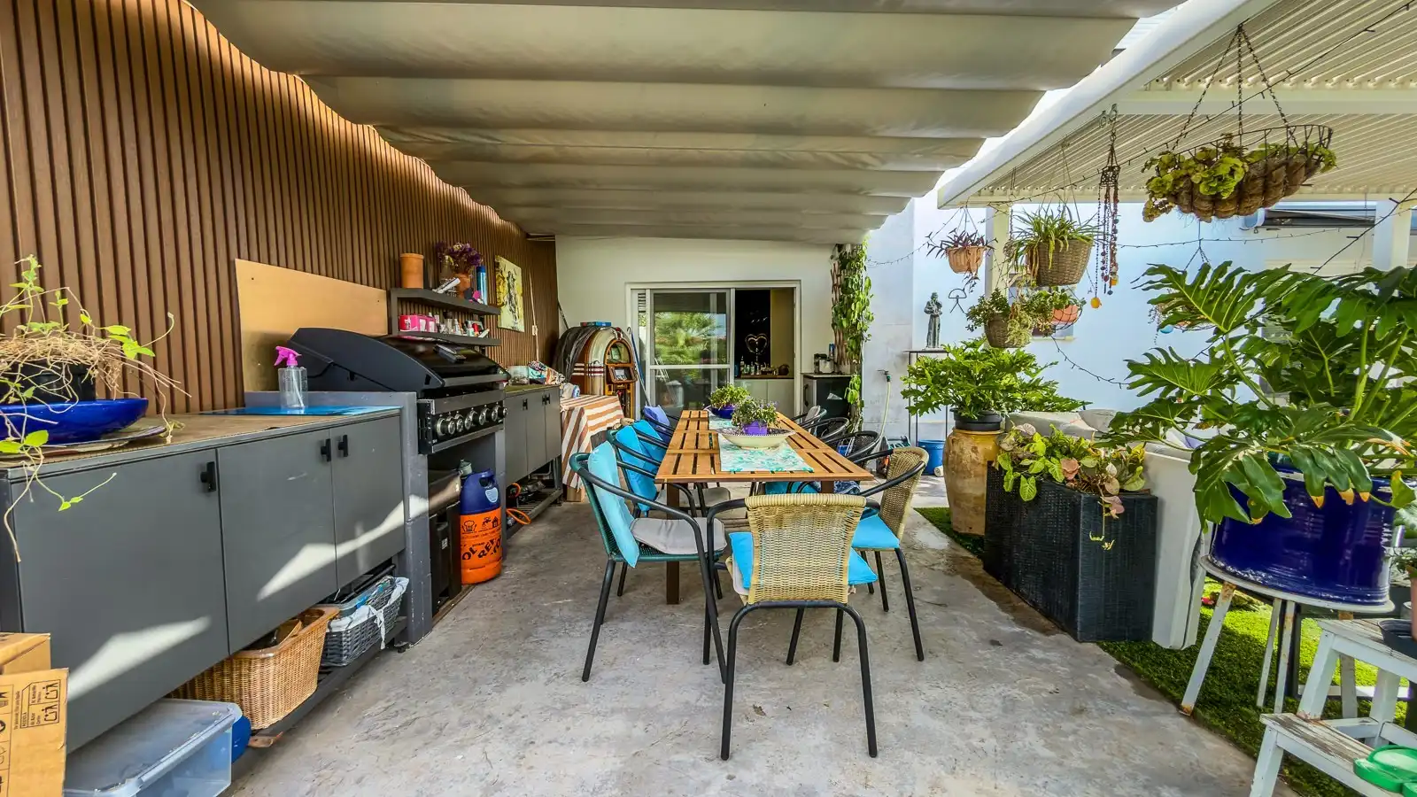 Terrassa de Casa o xalet en venda en Torrevieja amb Jardí privat, Terrassa i Traster