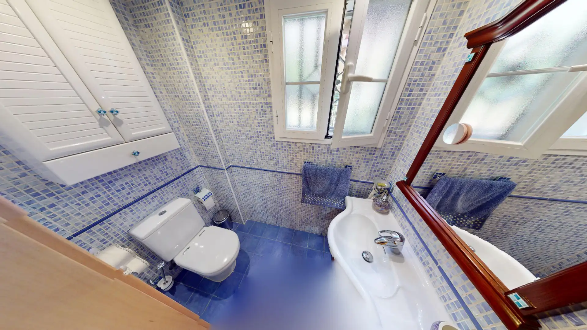 Baño de Casa o chalet en venta en Torremolinos con Aire acondicionado, Calefacción y Jardín privado