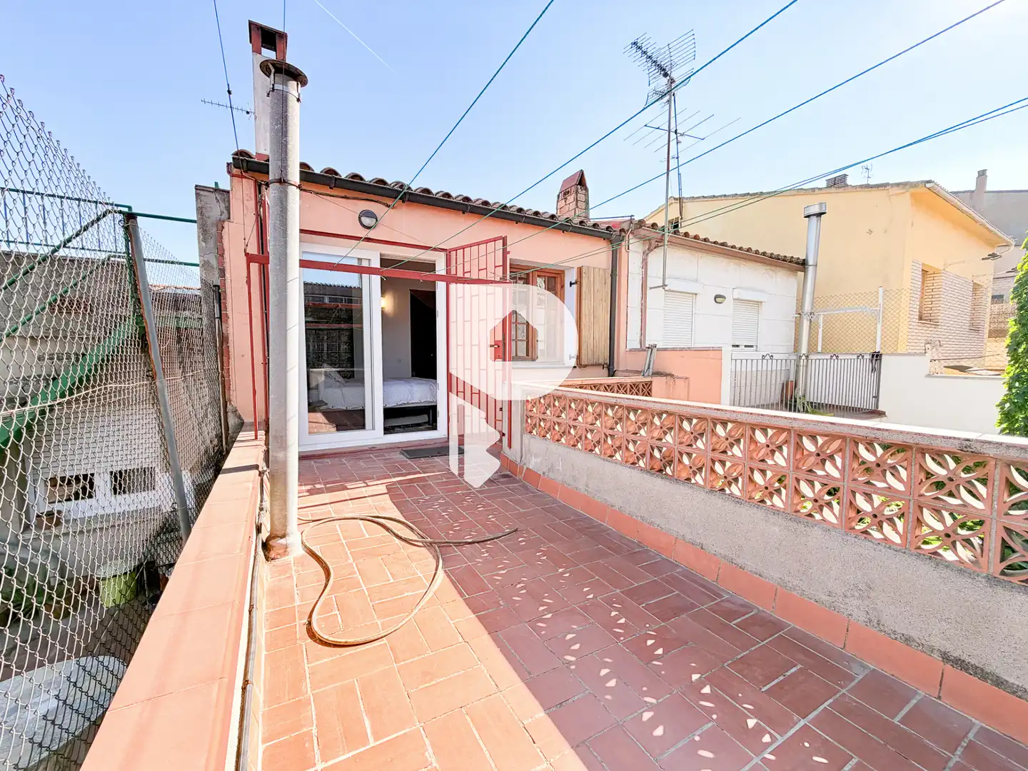 Terraza de Casa adosada en venta en Sant Vicenç Dels Horts con Aire acondicionado, Calefacción y Jardín privado