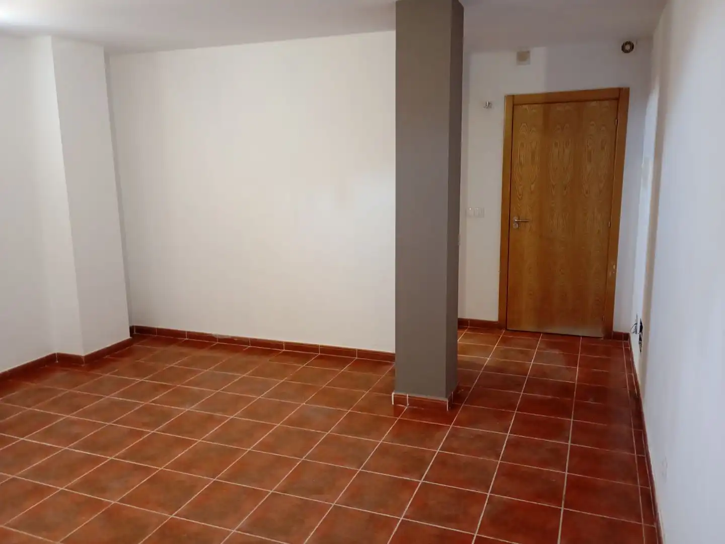 Geschaftsraum zur Miete in Zaratán