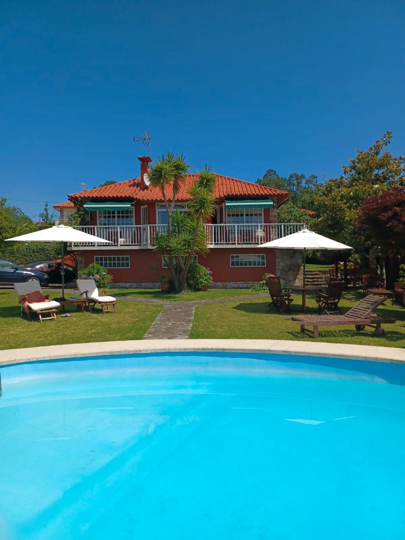 Jardí de Casa o xalet en venda en Pontedeume amb Jardí privat, Terrassa i Piscina