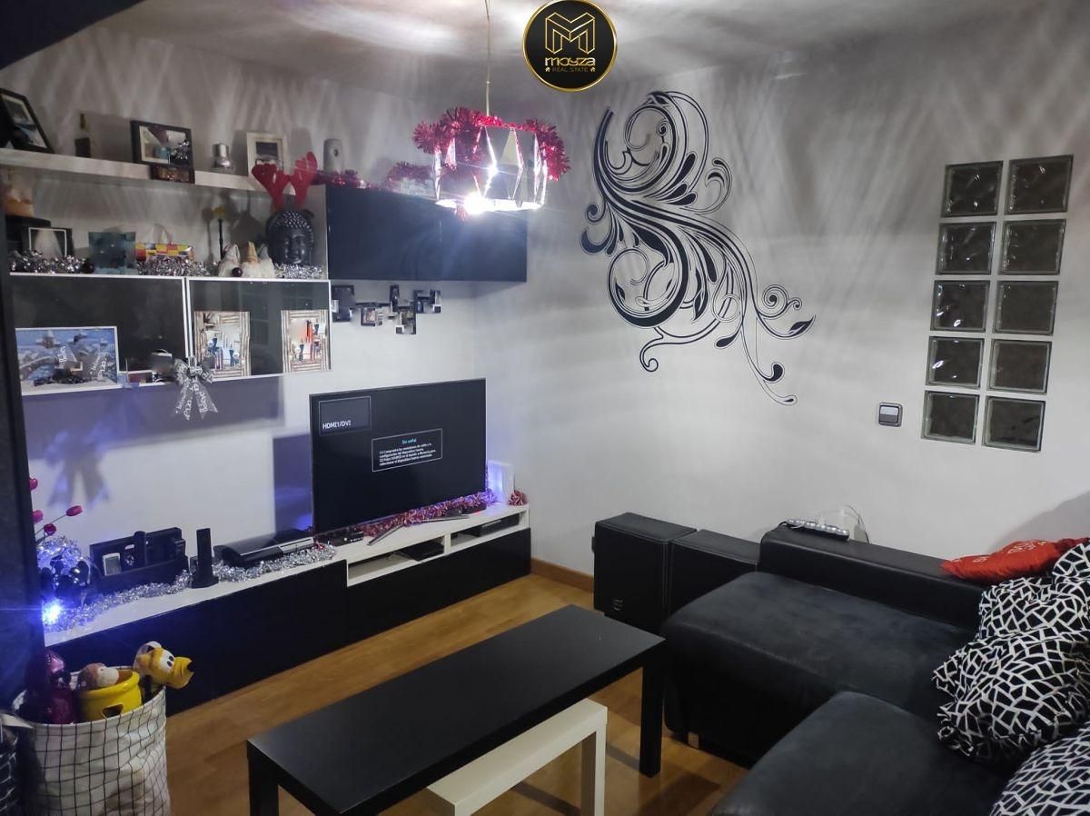 Living room of Flat for sale in  Jaén Capital  with Parquet flooring and Balcony