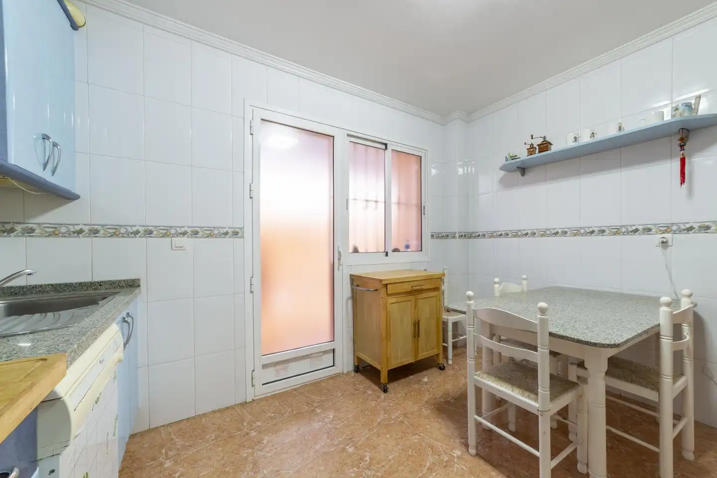 Houses for sale in Gazania, Costacabana - Loma Cabrera
