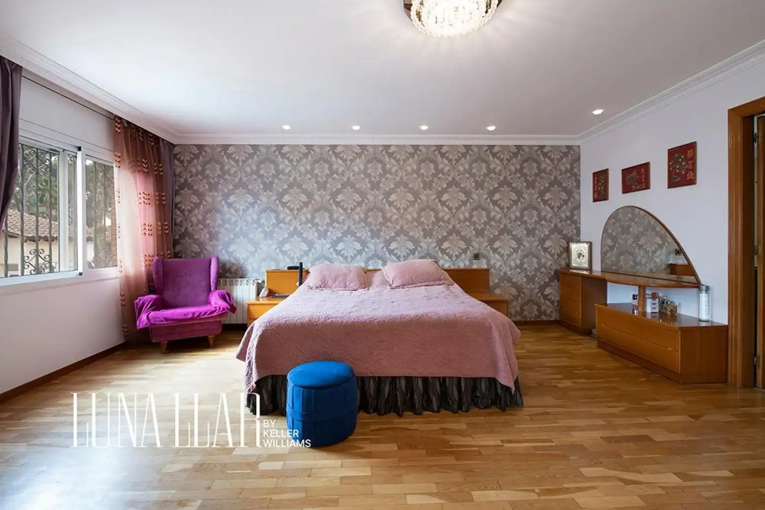 Bedroom of Houses for sale in Castelldefels  with Air Conditioner, Heating and Terrace