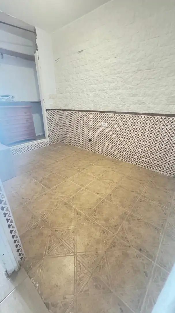 Planta baja en venta en Estepona con Terraza