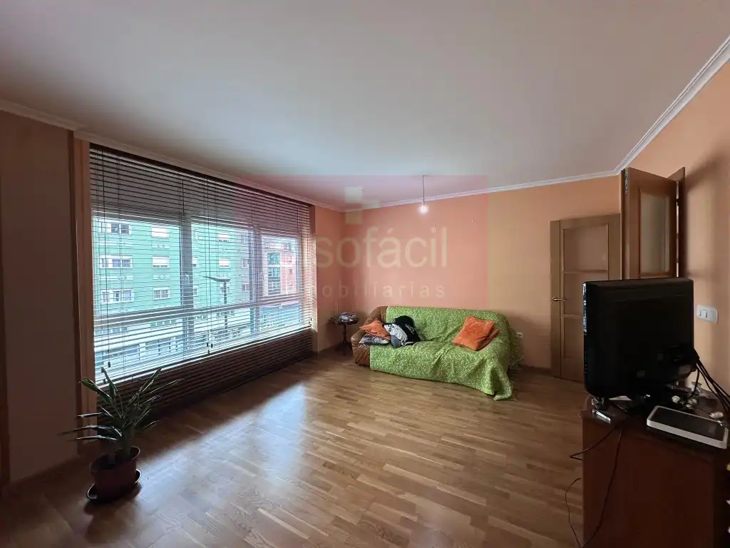 Wohnzimmer von Wohnung zum Verkauf in Lugo