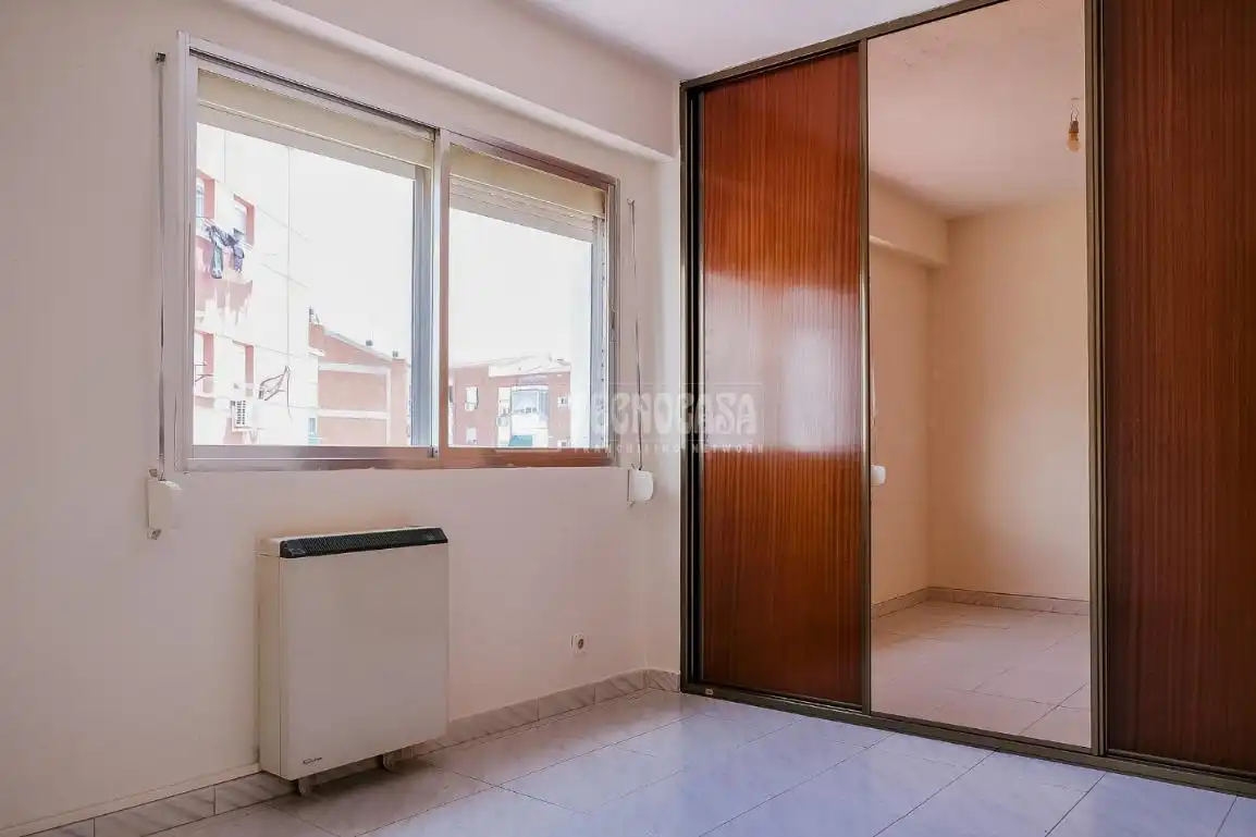 Habitación de Piso en venta en Madrid con Aire acondicionado y Calefacción