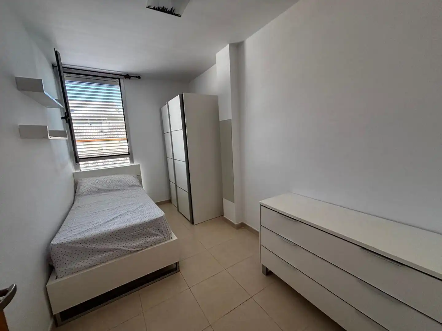 Habitación de Apartamento en venta en Moncofa con Aire acondicionado, Calefacción y Terraza