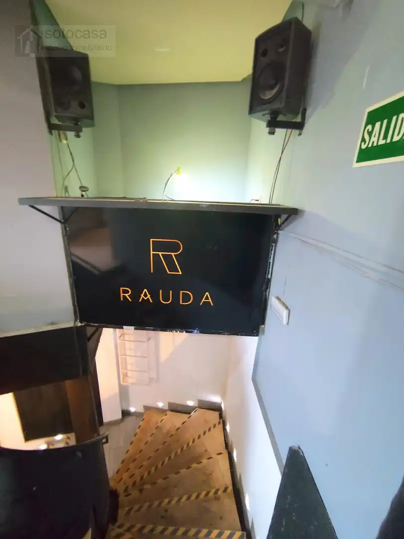 Commercial properties for sale in Tudela de Duero  with Air Conditioner