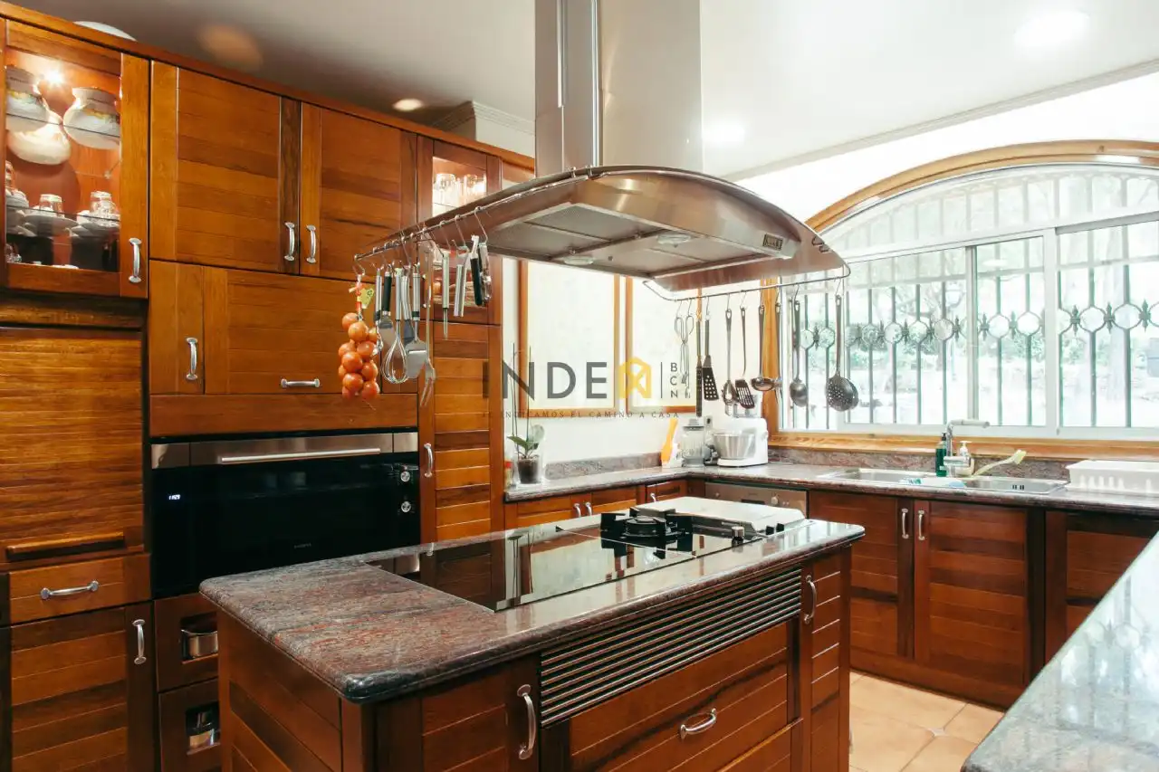 Villa avec jardin à vendre à Begues, imagen 4