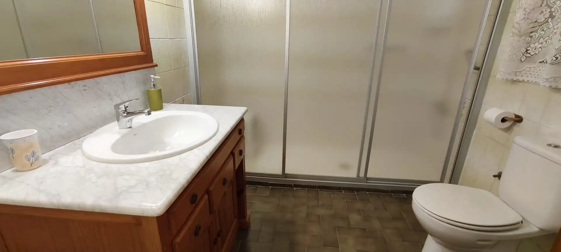 Bany de Casa o xalet en venda en Cervelló amb Jardí privat, Terrassa i Piscina