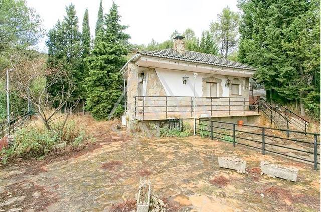 Casa-chalet en Venta en Marganell