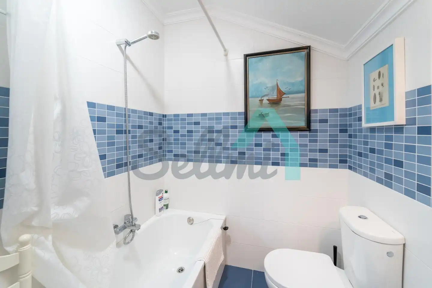 Baño de Casa o chalet de alquiler en Ribadesella con Jardín privado, Parquet y Terraza