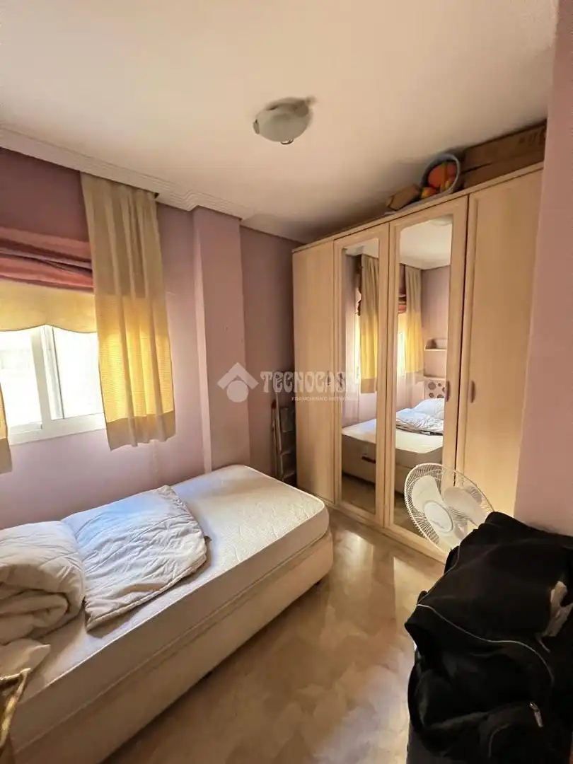 Habitación de Piso en venta en Dos Hermanas con Terraza