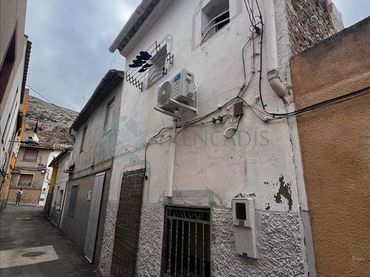 Casa bifamiliare in vendita a carpena