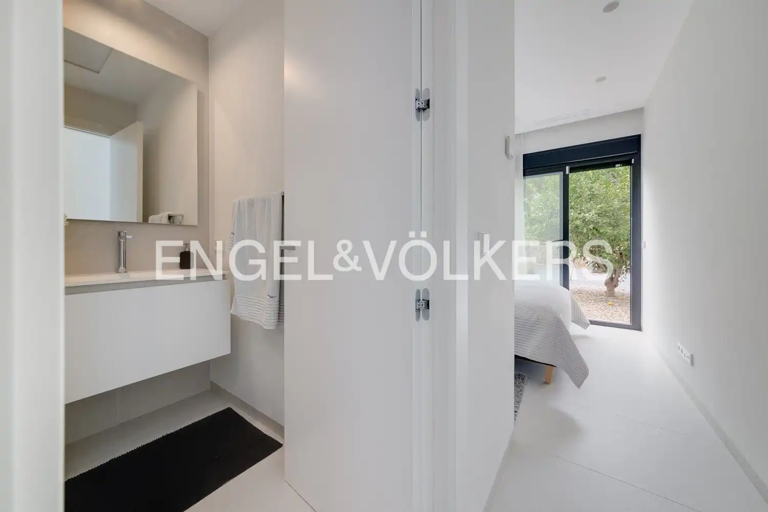 Baño de Finca rústica en venta en Orihuela con Aire acondicionado, Calefacción y Jardín privado