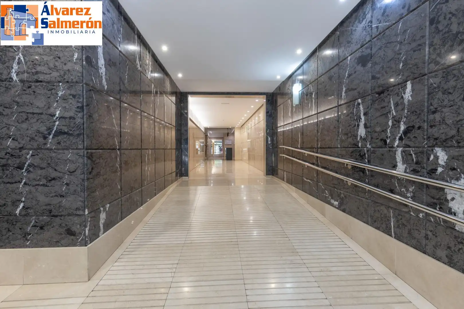 Piso en venta en Calle CARRIL DEL PICON, Centro - Sagrario