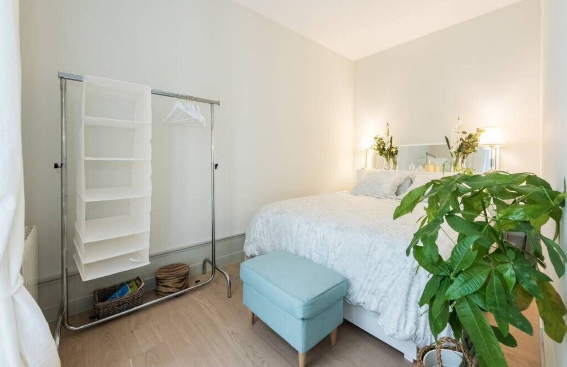 Bedroom of Flat to rent in Llançà  with Air Conditioner, Furnished and TV