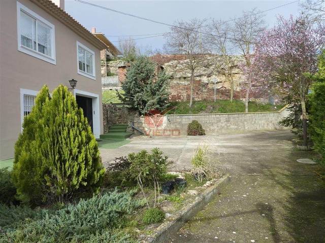 Casa-chalet en Venta en ARCAS, LA FUENTE en Arcas del Villar