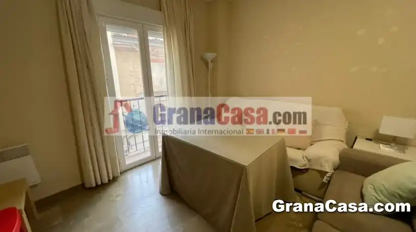 Flat with terrace to rent in Calle Gran Capitán, imagen 2