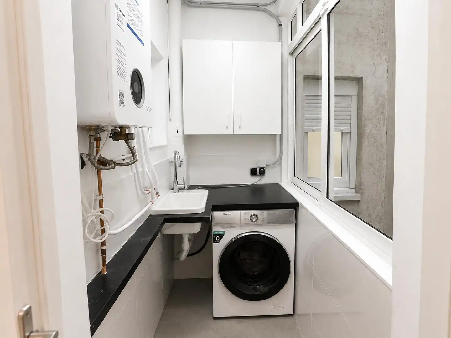 Bathroom of Flat for sale in Cornellà de Llobregat