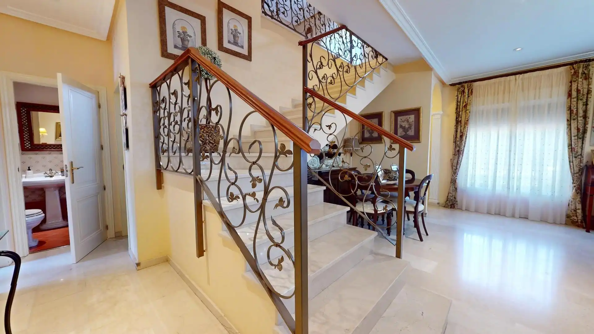 Houses for sale in Córdoba  with Air Conditioner, Private garden and Terrace