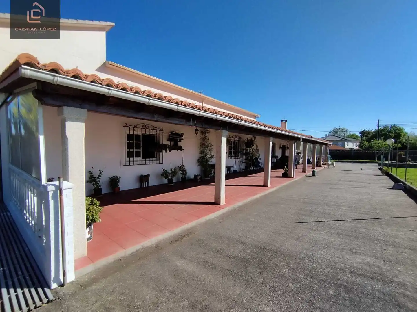 Casa o xalet en venda en Abegondo amb Calefacció, Parquet i Terrassa