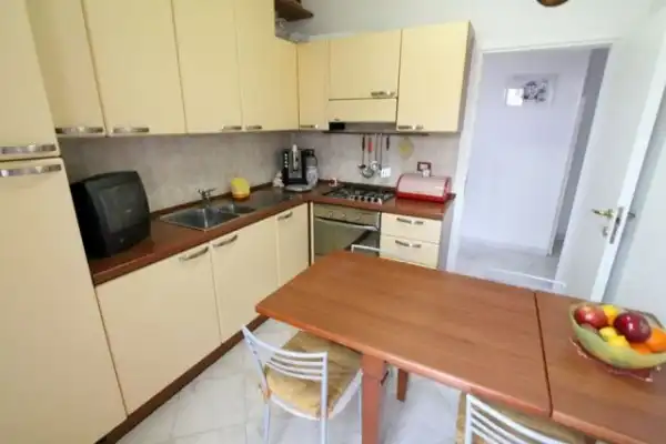 Kitchen of Flat for sale in Lleida