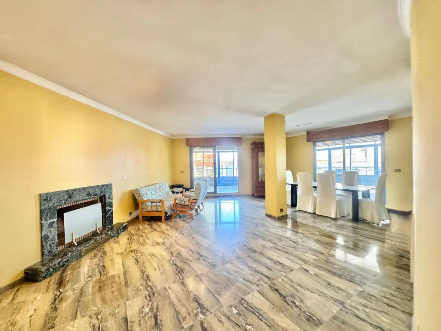 Flat with lift for sale in Teodomiro 10, imagen 2